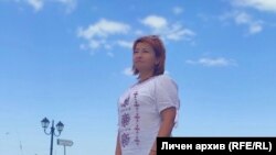 Az ukrán Szvetlana Denicsenko hat hónapja menekült Bulgáriába. Elmondása szerint nincs semmi panasza, az egyetlen probléma az, hogy nem tudja gyakorolni a hivatását