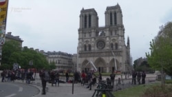 Notre Dame dan nakon požara