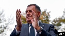 "Milorad Dodik uz svu svoju agresivnu retoriku ostaje samo neka vrsta bučne nelagode", ocjenjuje Siniša Vuković.