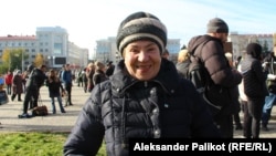 Valentyna Moroz, 67, cried tears of joy on Kherson's Freedom Square on November 14, as she celebrated the city's liberation alongside other residents who gathered in the sunshine. "I was afraid to leave my house, and now I am standing here surrounded by friends," she said.