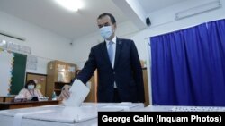 Ludovic Orban a votat la o secție de votare din Dobroiești