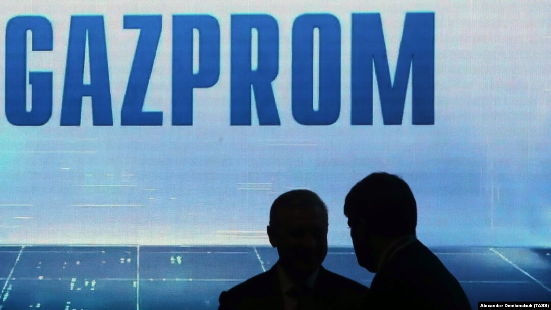 Compania rusească Gazprom deține în România o rețea de 19 benzinării și o sondă de explorare și exploatare.