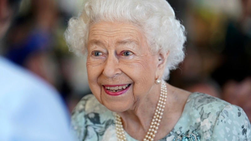 Mblidhet familja mbretërore, mbretëreshës Elizabeth II i rëndohet gjendja shëndetësore