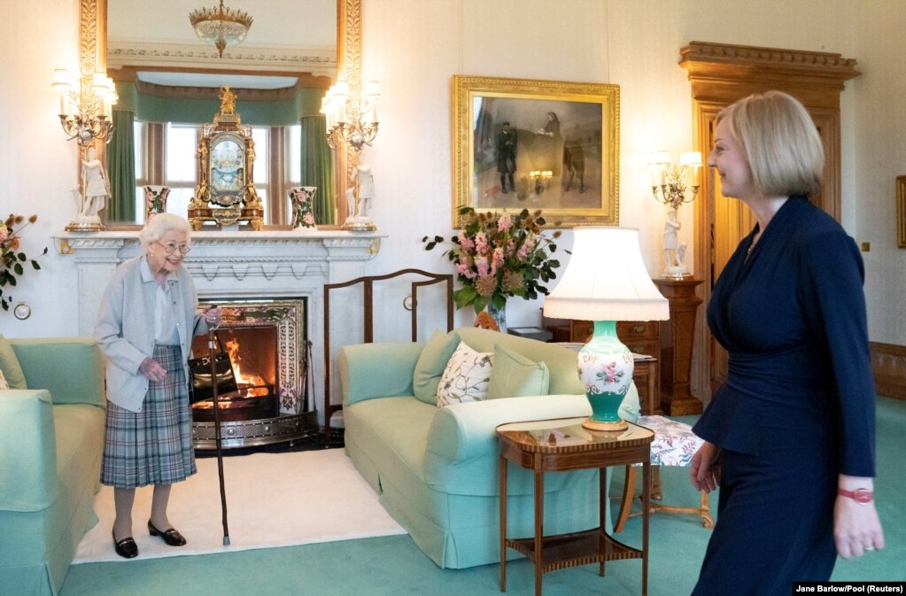 Кралицата Елизабета ја прима новата британска премиерка Лиз Трас во замокот Балморал, Шкотска. 06.09.2022