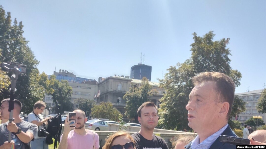 Горан Милетиќ на прес-конференцијата најавува дека Парадата сепак ќе се одржи. 8 септември 2022 година.