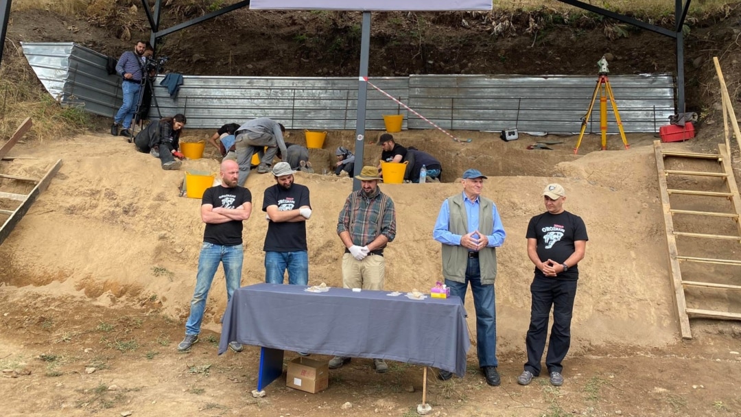 მსოფლიოში ერთ-ერთი უძველესი კბილის აღმომჩენები შარში ეხვევიან - სად არის ოროზმანელი ადამიანის კბილი?