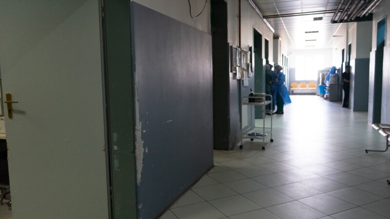 Milioni za odjel ortopedije u Prištini, pacijenti još u oronuloj zgradi 
