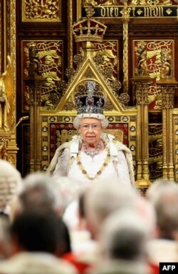 Mbretëresha Elizabeth II është monarkja që ka qëndruar më së gjati në fron në historinë britanike - plot 70 vjet.