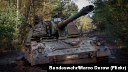 Panzerhaubitze 2000 Бундесвера на учениях в ФРГ. 5 мая 2021 года