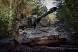 Panzerhaubitze 2000 Бундесвера на учениях в ФРГ. 5 мая 2021 года