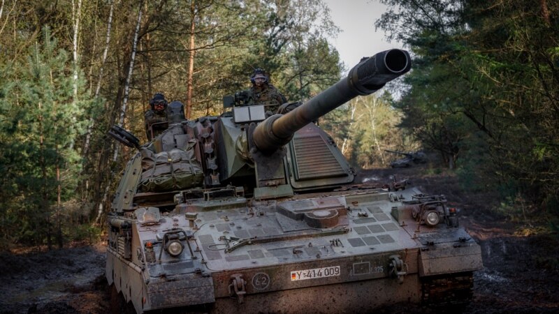 Njemačka u Ukrajinu šalje još četiri haubice i municiju
