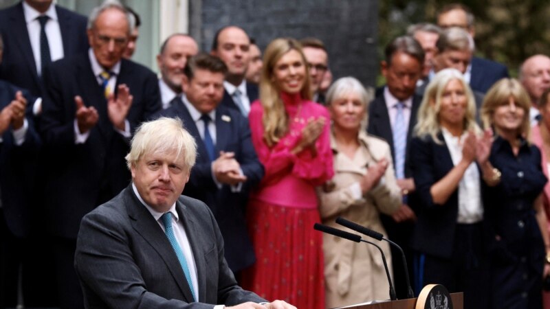 Johnson kthehet në Britani, teksa pritet të garojë për kryeministër