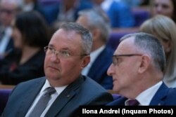 Prim-ministrul Nicolae Ciucă și ministrul demisionar al Educației, Sorin Cîmpeanu. Amândoi au fost acuzați de furt intelectual.