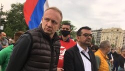 Dragan Đilas na protestu ispred Skupštine Srbije, 17. maj.