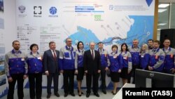 Ruski predsednik Vladimir Putin na ceremoniji otvaranja elektrana u Sevastopolju i Simferopolju na Krimu