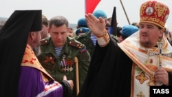 Захарченко на освещении храма в Донецкой области в 2015 году