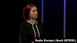 „Am eu dreptul să intru în spațiul privat, totuși, al partenerului sau al partenerei sau el nu mai există, dacă suntem împreună? ”