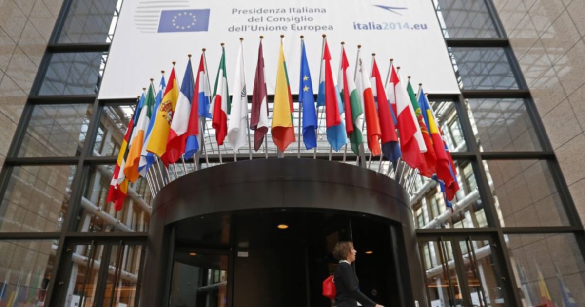 Євросоюз продовжив на рік санкції проти Росії за окупацію та спробу анексії Криму Євросоюз продовжив на рік санкції проти Росії за окупацію та спробу анексії Криму