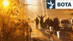 Himn për protestuesit: Iranianët këndojnë “Jam ende gjallë”