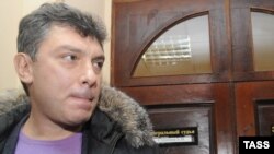Борис Немцов в суде