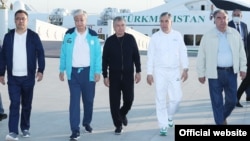 Kyrgyzstan's Sadyr Japarov (left to right), Kazakhstan's Qasym-Zhomart Toqaev, Uzbekistan's Shavkat Mirziyoev, Turkmenistan's Gurbanguly Berdymukhammedov, and Tajikistan's Emomali Rahmon gather in Awaza for a summit on August 6.