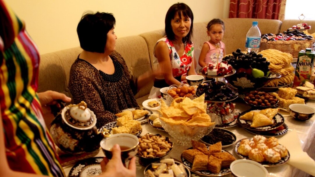 Zelenogradda jinsiy massaj Bobo va nabira ishtirokidagi yangi porno filmlarni onlayn tomosha qiling