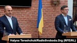 Міністр закордонних справ Туреччини Мевлют Чавушоглу у Львові під час робочої зустрічі з українським колегою Дмитром Кулебою, 7 жовтня 2021 року