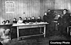 Школа Кржевиных для глухонемых. Киев, 1916