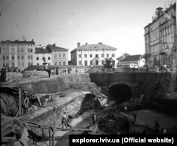 Tunnels being built for the Poltva in the 1880s, when Lviv was a part of the Austro-Hungarian Empire.