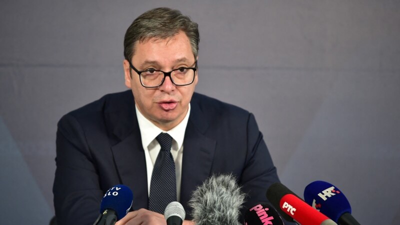Vuçiq u bën thirrje serbëve që të bashkohen në zgjedhjet e 17 tetorit