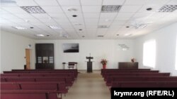 Зал собраний Свидетелей Иеговы. Иллюстративное фото