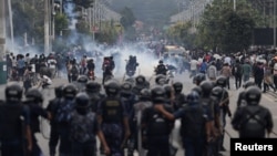 Paytaxt Katmanduda iğtişaşlar