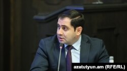 Министр обороны Армении Сурен Папикян