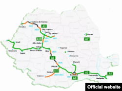 Harta autostrăzilor din România, de care Moldova este văduvită. Singura excepția e Centura Bacăului, din care aproape 17 km se suprapun cu viitoarea autostradă A7.