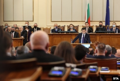 Bulgarian Prime Minister Kiril Petkvo addresses the National Assembly.