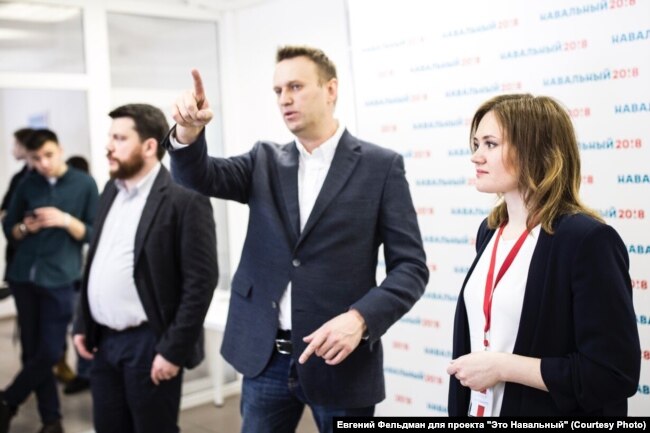 Алексей Навальный и Лилия Чанышева. Фото: Евгений Фельдман для проекта "Это Навальный"