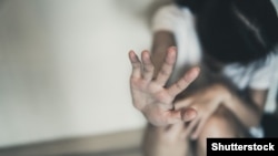 Opt copii sunt zilnic victime ale infracțiunii de act sexual cu un minor, însă aceste date sunt doar pentru cazurile care ajung în atenția autorităților.