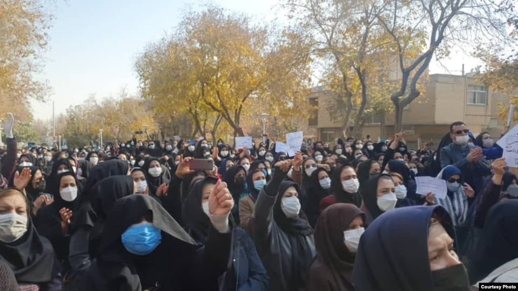 تجمع اعتراضی معلمان در اصفهان؛ عکس آرشیوی