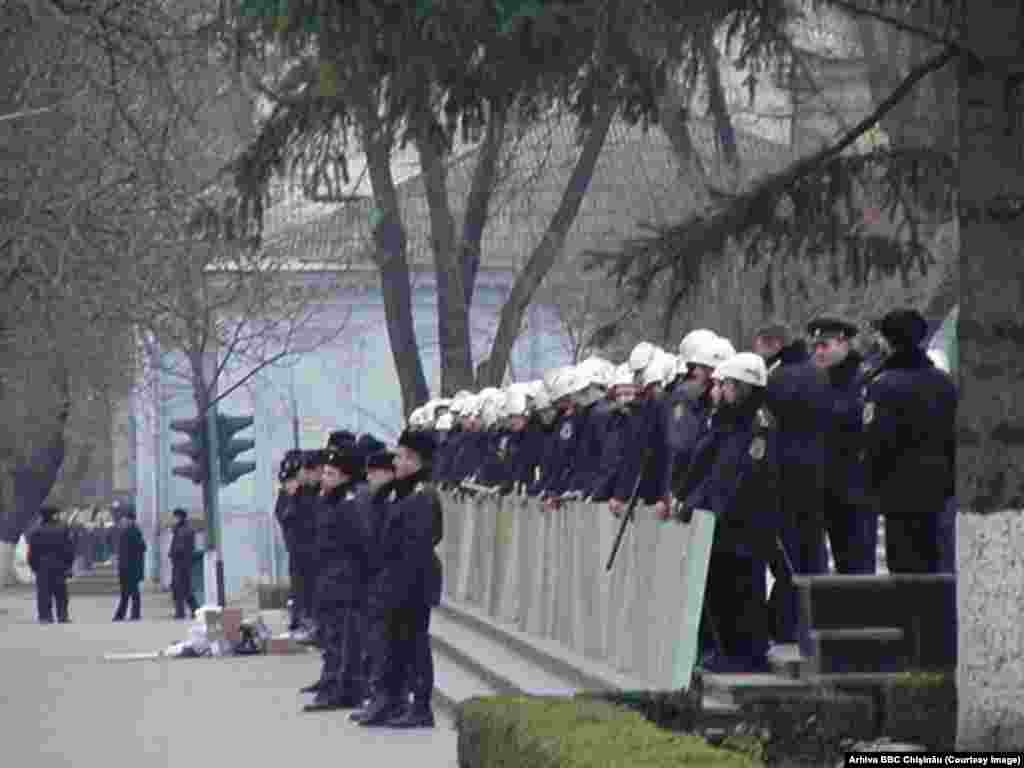 23 noiembrie 2003, proteste împotriva Planului Kozak