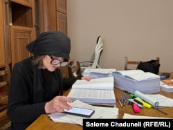 გიგა ავალიანის საქმე ათი ტომია.