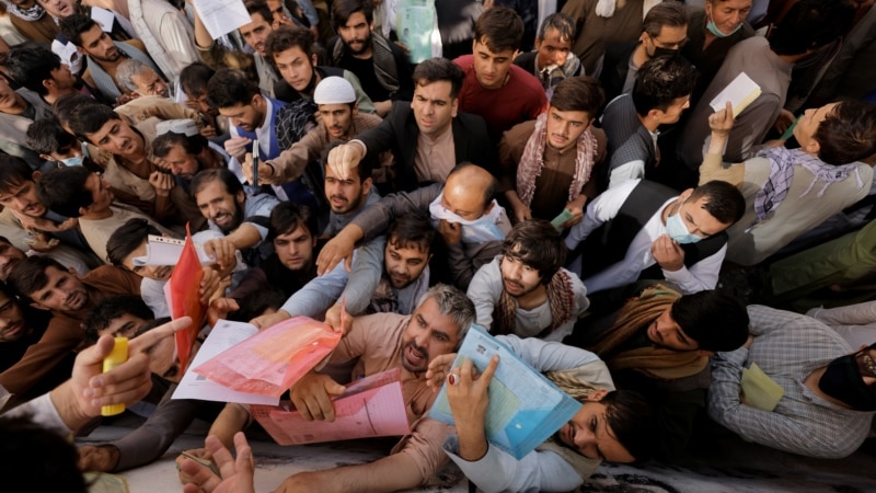 The Azadi Briefing: Why Are Afghans Rushing to Acquire Passports?