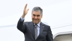 Türkmenistanyň Halk Maslahatynyň başlygy we öňki prezidenti Gurbanguly Berdimuhamedow. (Arhiw suraty)