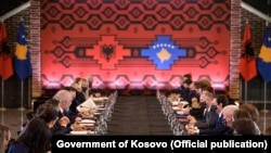 Mbledhja e përbashkët e dy qeverive, Shqipërisë dhe Kosovës, më 26 nëntor në qytetin e Elbasanit.