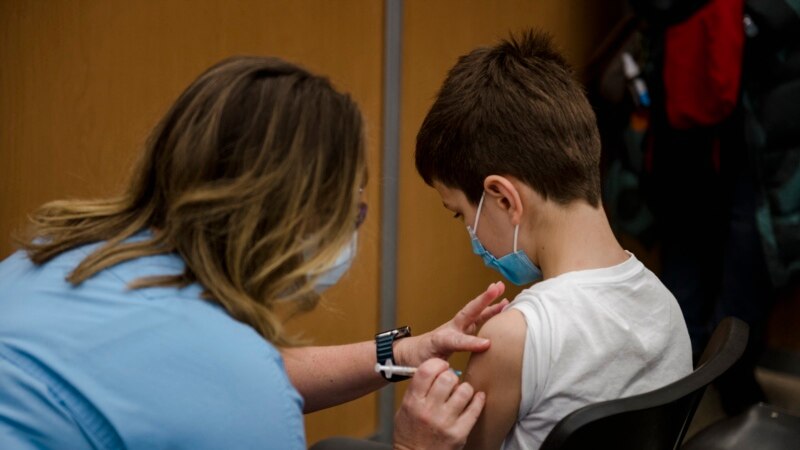 Лекарите до родителите: Вакцинирајте ги децата, жално е да се вратат искоренетите болести

