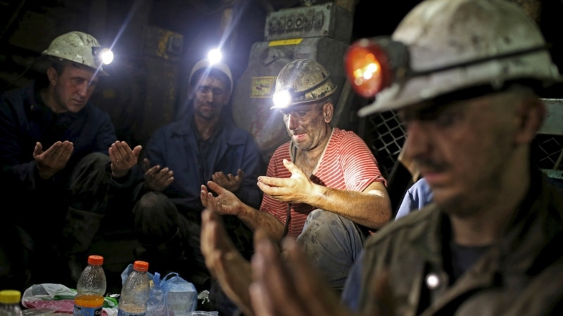 Heqja dorë nga qymyri zemëron minatorët në Bosnje 