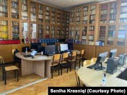 Učionica na Filološkom fakultetu u Prištini, gde bi trebala da se održavaju predavanja u budućnosti, pošto su trenutno u online formi