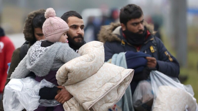 Raportohet se rreth 200 migrantë kanë tentuar të kalojnë kufirin Poloni-Bjellorusi