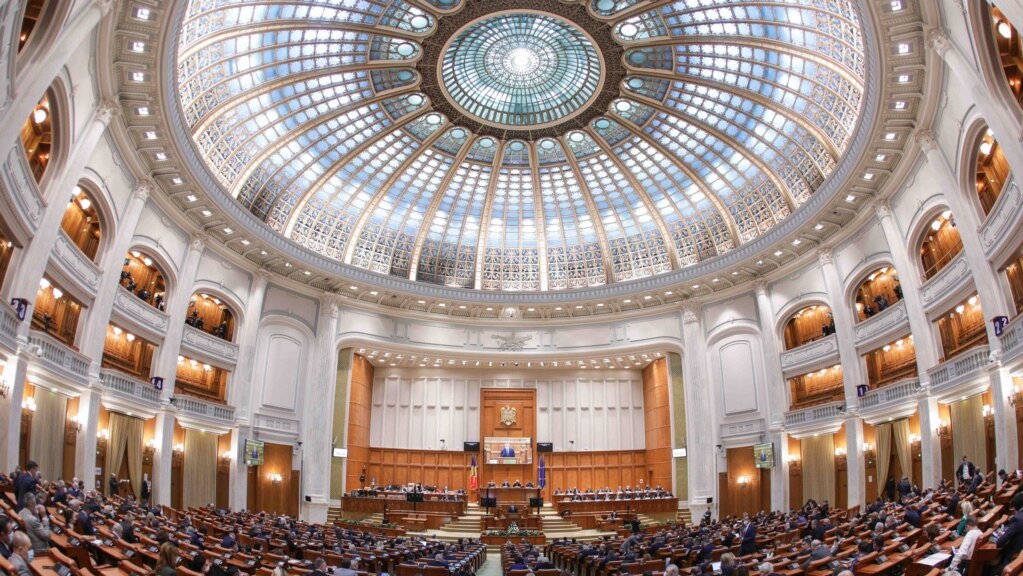 Parlamentarii au chiulit masiv de la ședința festivă prin care au fost marcați 25 de ani de Parteneriat Strategic cu SUA