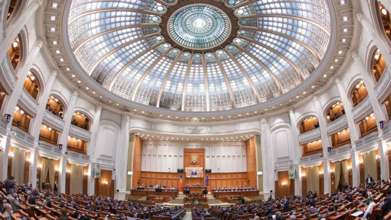 Романија доби нова влада со што се стави крај на политичката криза