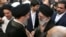 حمید الحسینی در دیدار با رهبر جمهوری اسلامی آیت‌الله خامنه‌ای در حاشیه هشتمین اجلاس مجمع عمومی اتحادیه‌ رادیو و تلویزیون‌های اسلامی در مردادماه ۹۴